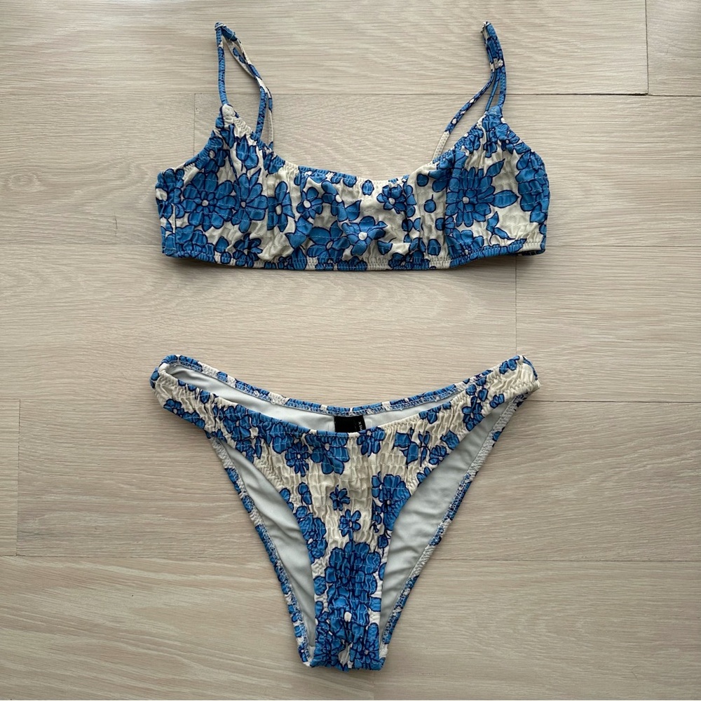 TRIANGL bikini set size XS